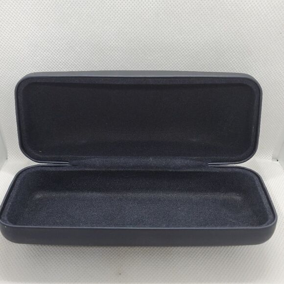 Nautica Blue Sunglasses Case - Picture 7 of 7